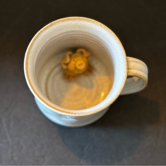 Hand Crafted Studio Art Pottery Mug with Critter Pig Inside Rustic Signed - Picture 5 of 10